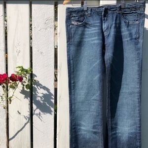 Size 31 Diesel low rise women’s jeans